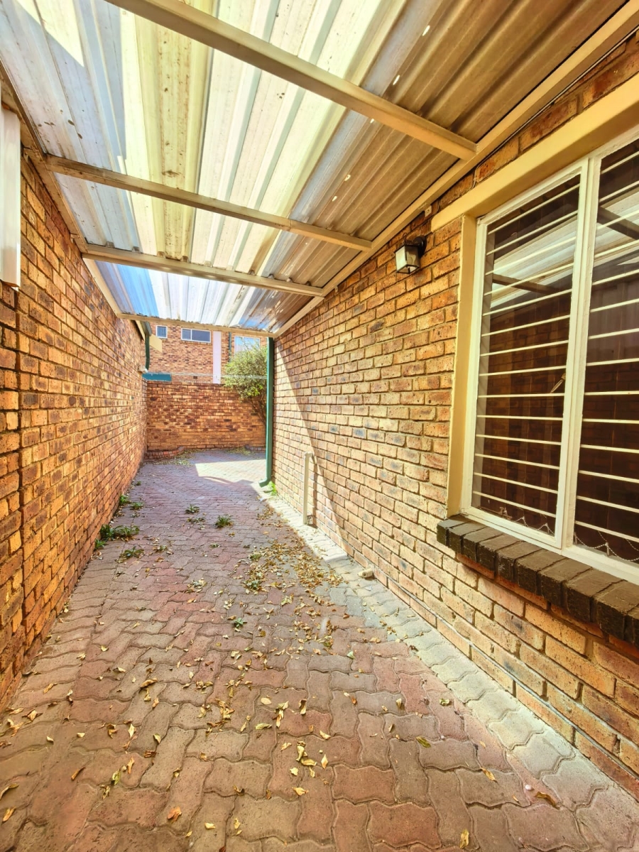 3 Bedroom Property for Sale in Vaalpark Free State